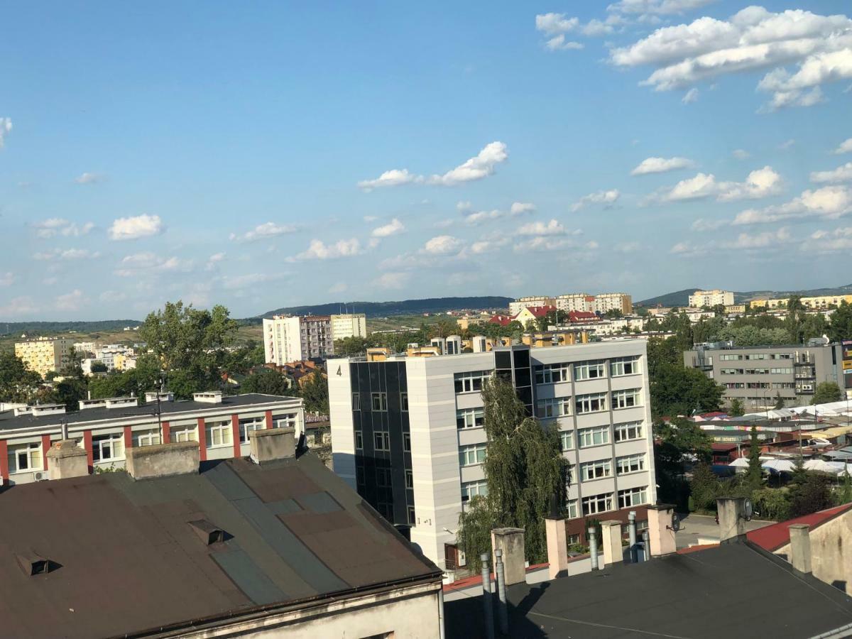 Klimatyzowany Apartament Roma Z Garazem Podziemnym Kielce Bagian luar foto